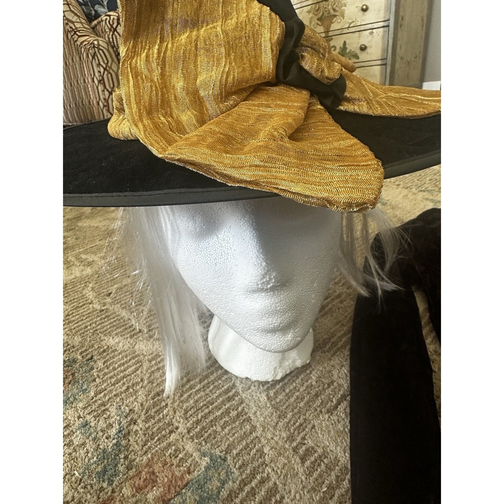 Brown Velvet Witch Costume With Gold Cape And Hat With Bow Small Adult Or Lg Ch - Picture 6 of 8